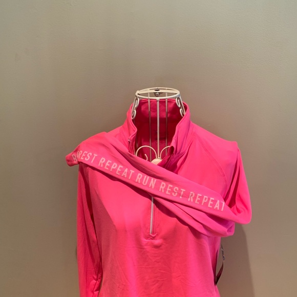 🎉NWT OLD NAVY ACTIVE Pink Quarter Zip - Small - Picture 5 of 8
